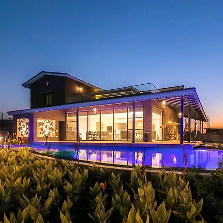 Stayvista'S Casa Del Verde - 4Bhk Mountain-View Villa With Private Pool-3