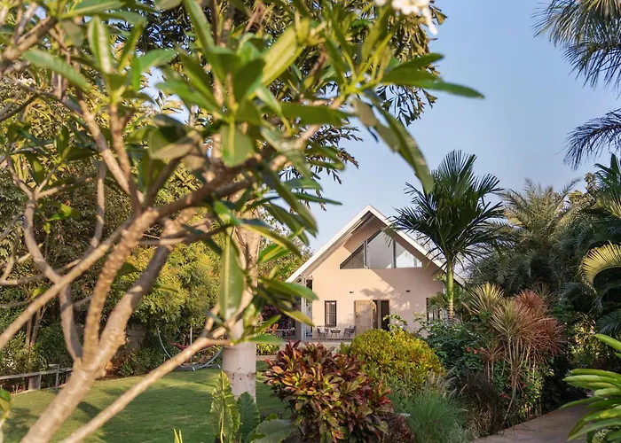Saffronstays Eden - 3Br Vineyard-Side Pool Villa With Jacuzzi, Farm Dining, Stargazing Deck & Lawns For Celebrations Nashik
